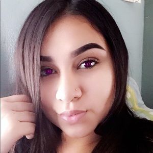 Meet your Posher, Candelaria